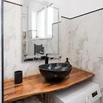 아파트 Bienvenue Studio-walking Distance To Old Town By Chr Luxury 부쿠레슈티