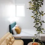 아파트 Bienvenue Studio-walking Distance To Old Town By Chr Luxury 부쿠레슈티