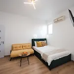 Bienvenue Studio-walking Distance To Old Town By Chr Luxury 부쿠레슈티