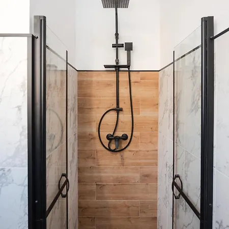 Bienvenue Studio-walking Distance To Old Town By Chr Luxury