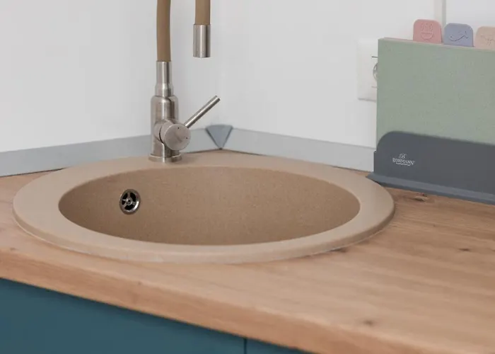 Bienvenue Studio-walking Distance To Old Town By Chr Luxury Apartman *