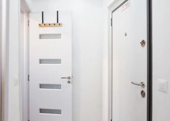 Bienvenue Studio-walking Distance To Old Town By Chr Luxury *