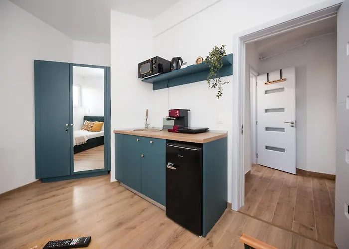 Bienvenue Studio-walking Distance To Old Town By Chr Luxury