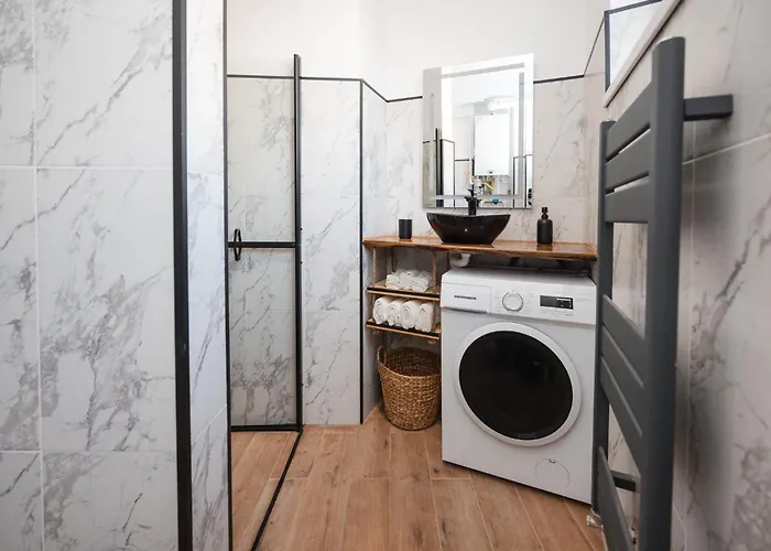 Bienvenue Studio-walking Distance To Old Town By Chr Luxury Апартаменти