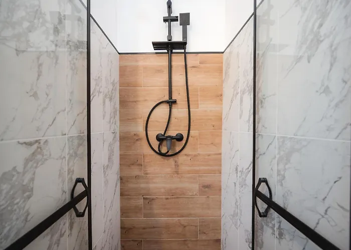 Bienvenue Studio-walking Distance To Old Town By Chr Luxury Апартаменти *