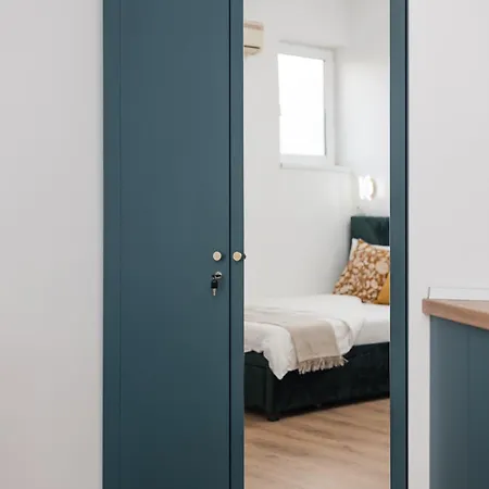 Bienvenue Studio-walking Distance To Old Town By Chr Luxury Bukarest